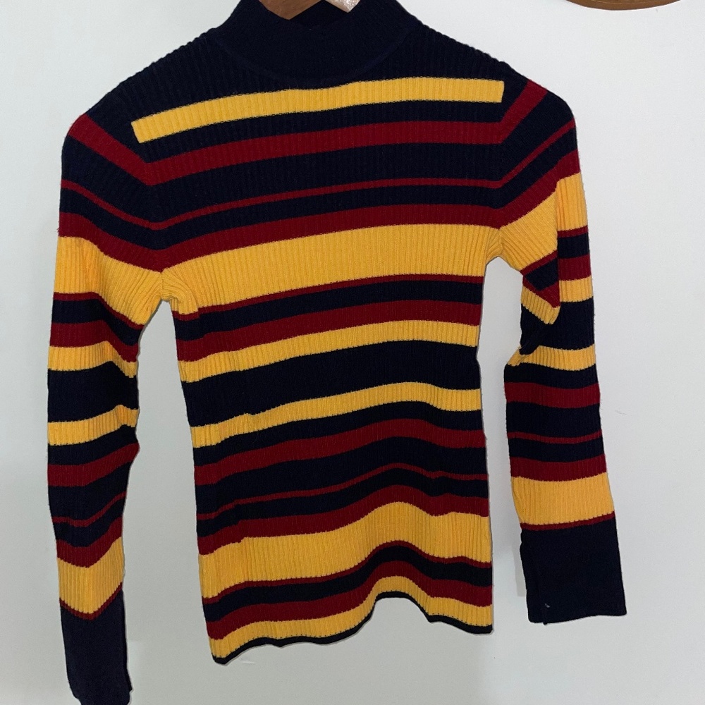 Grana Ribbed Striped Swater